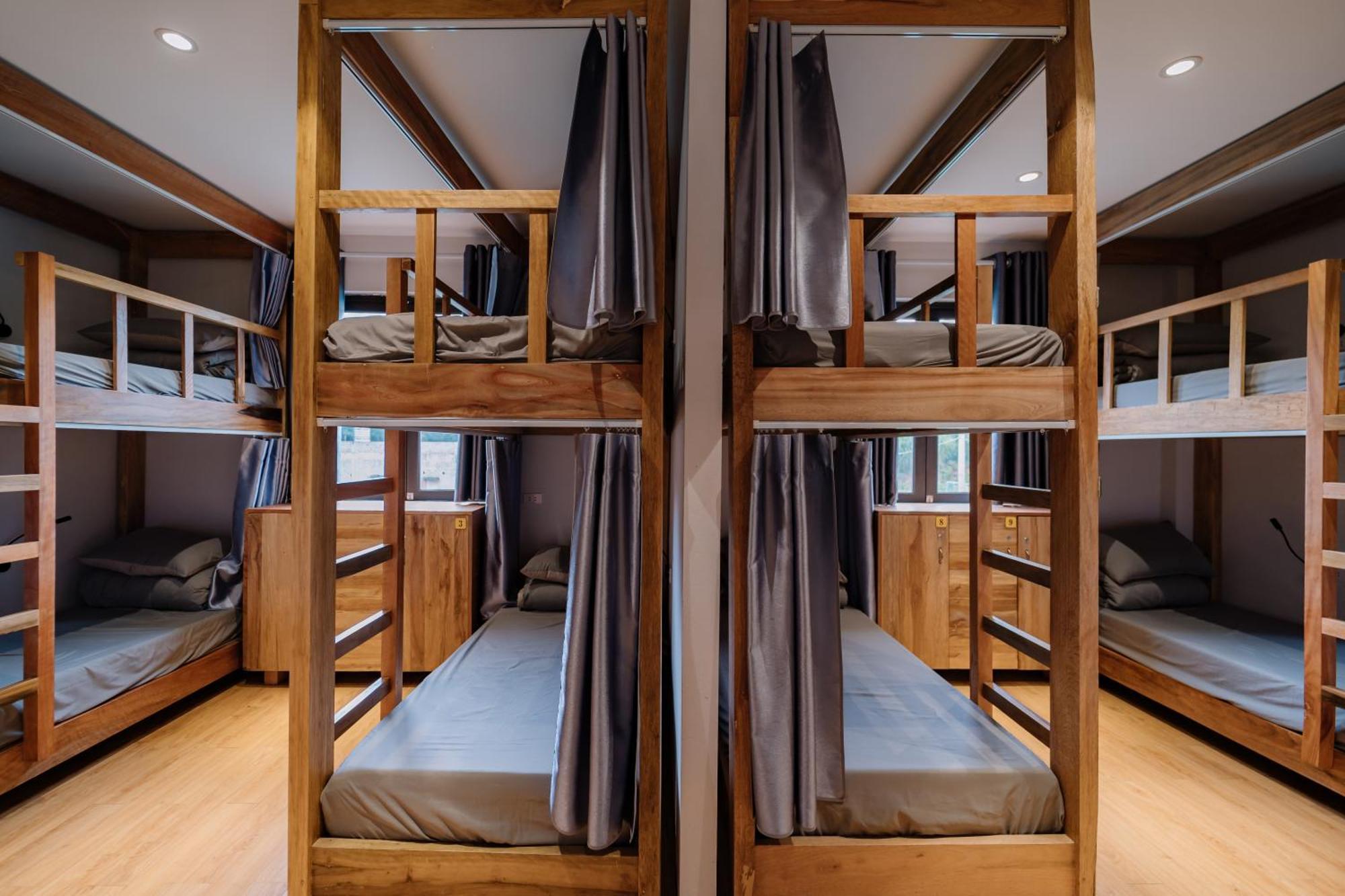 Dong Van Golden Hotel Экстерьер фото