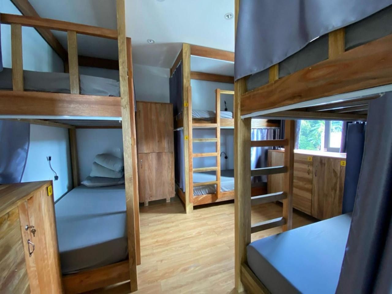 Dong Van Golden Hotel Экстерьер фото
